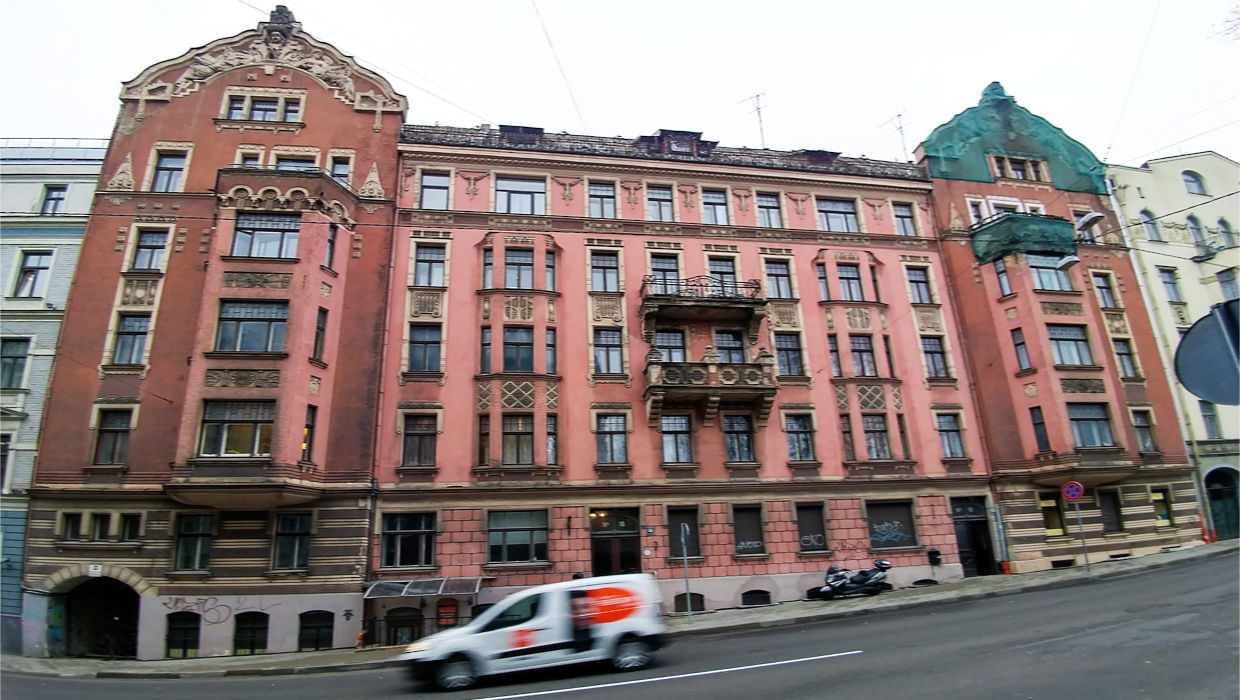 Lacplesa iela 18, Riga